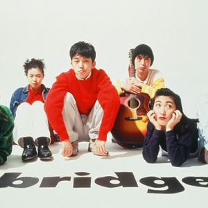 カジヒデキ擁するbridge、〈ピーナッツキャンプ〉出演で再結成ラストライヴ 即日完売のデモCD付ZINEの重版も決定