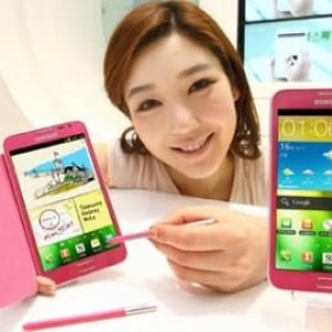 Samsung、Galaxy Note新色ピンクを韓国で発売