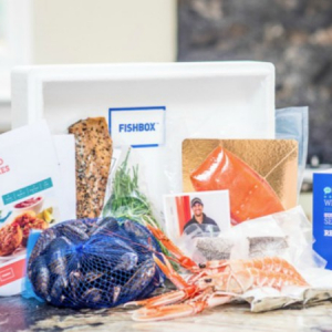 旬の魚介類を漁師から一括で買い付ける定期購入サービス「Fishbox」
