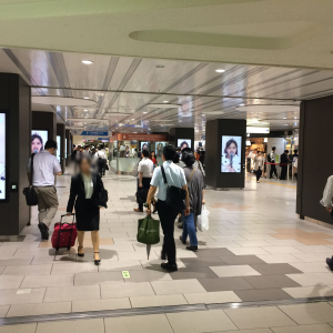 SNH48の一日限定広告ジャック！8/7新宿駅西口の写真を共有！