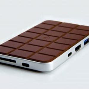板チョコデザインのUSB-C ハブ「Chocolate Hub 2」がかわいくて実用的!