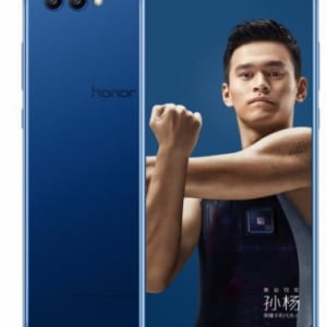 Huawei、コスパの良いハイスペックモデル「Honor V10」を中国で発表