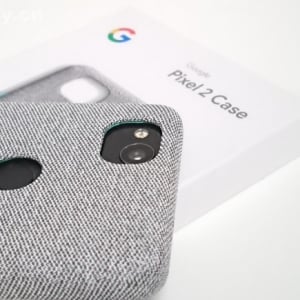 ファブリック素材でオシャレなGoogle純正「Pixel 2 Case」のレビュー