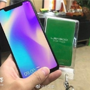 iPhone Xのデザインを再現したLeagoo S9が登場