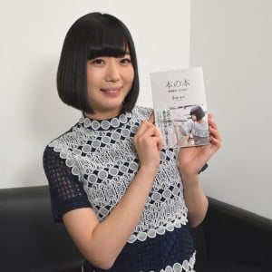 本好きアイドル・夢眠ねむ、家の本棚ついて語る