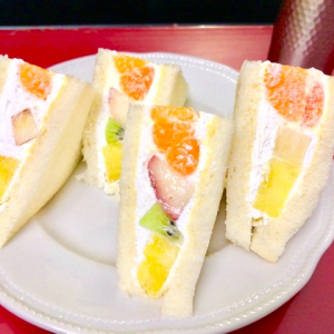 華やかな見た目にうっとり！京都で極上フルーツサンドが食べられる名店３選