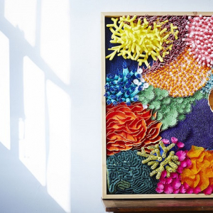 【話題】お部屋がサンゴ礁に。仏アーティストが生み出す美しいペーパーアート