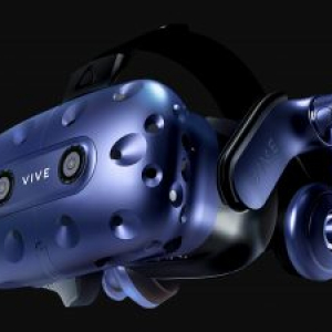 HTC、プロ仕様のVRヘッドセット「VIVE Pro」を4月6日、9万4000円で発売