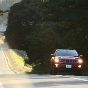 これぞ“ベイビーグラチェロ”！ 日本の道にもちょうどいいジープ コンパス