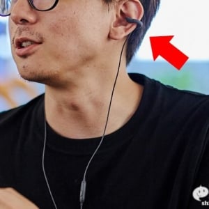 耳を塞がす音楽が楽しめる！ 骨伝導とは違う『wireless earcuffs（ワイヤレス イヤカフ）』は、環境に完全に溶け込む音楽という新鮮体験に感動する！