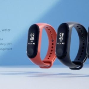 Xiaomiが格安スマートバンド「Mi Band 3」を発表