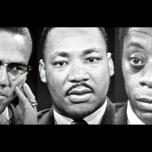 過去と現在の映像を交え、アメリカ人種差別の歴史を紐解く