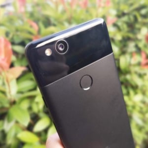 Pixel 3は5.3インチ、Pixel 3 XLは6.2インチ？