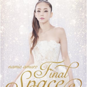 安室奈美恵、展覧会【namie amuro Final Space】の会場を訪れ自身の活動を振り返る