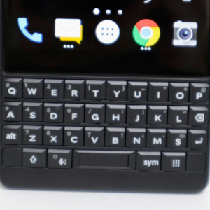 BlackBerry KEY2の物理キーボードはとても打ちやすい（動画あり）