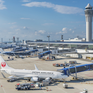 空港で極楽温泉！お風呂から飛行機ビューが楽しめるレア空港はここだ！