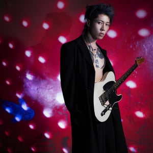 MIYAVI、アーティストと真剣勝負のコラボAL第3弾が決定　蜷川実花撮り下ろしアー写公開