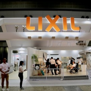 アジア最大の福祉機器展にLIXILが出展! ユニバーサルデザインとテクノロジーが融合した次世代バリアフリー住宅を提案