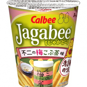 コンビニ限定コラボ！カルビー「Jagabee 不二の梅こぶ茶味」が全国で発売