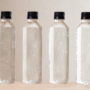 使い勝手抜群！パーティーになじむオシャレな天然水『LOHACO Water 410ml』が便利すぎる