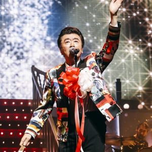 桑田佳祐『ひとり紅白歌合戦』全55曲がWOWOWでクリスマス放送