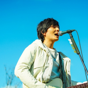 flumpool「今日から活動を再開します！」地元・大阪にて再始動ゲリラライブ開催＆全国ツアー発表