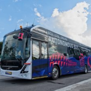 Volvoの自動運転バス、シンガポールで試験運行! 地元大学と共同開発