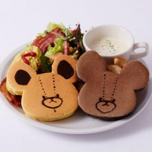 ファン必見♡J.S. PANCAKE CAFE7店舗で“くまのがっこう”とコラボしたJackie’s Pancake Cafeが展開