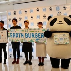 ハンバーガーで森林保護活動！WWFが「アースバーガープロジェクト」を始動