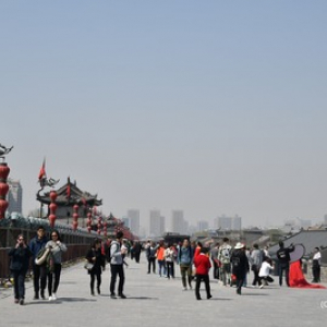中国・西安で外せない観光スポット「西安城壁」の最新見どころ