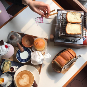 韓国カフェの新境地⁉自分でパンを焼ける「MOMENT COFFEE」の食パンがサクフワで美味しすぎるって噂♡