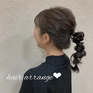 梅雨に映えるこなれヘアは「たまねぎアレンジ」で叶えられる♡5つのアレンジ方法をマスターしよ