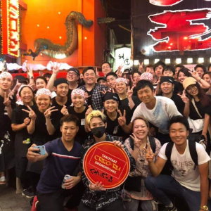 「たこ焼き奢ります」　YouTuberヒカルさんのゲリライベントで大阪・道頓堀に1000人の大行列！