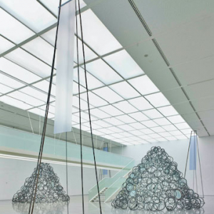 彫刻作家・青木野枝の大規模個展が関東で20年ぶりに開催、美術館の空間を活かした新作も発表