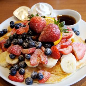 【試食レビュー】連日長蛇の列！ハワイアン・パンケーキ店「カフェカイラ」に行ってみた