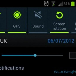 Galaxy S III GT-I9300英国版にソフトウェアアップデートが配信中、通知パネル上にディスプレイ輝度の調節機能が追加