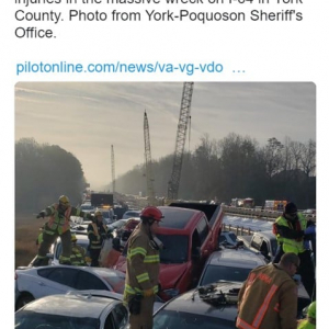 バージニアの高速道路で63台の車が巻き込まれた玉突き事故が発生
