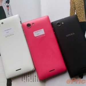 Xperia J ST26iの画像がまた流出、カラバリは少なくともホワイト、ブラック、ピンクがあり