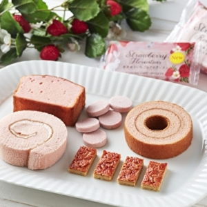 ファミマで買えちゃうプチご褒美♡春のティータイムにAfternoon Tea監修の「あまおう」スイーツはいかが♩