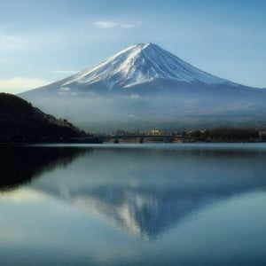 【日本三大霊山】日本で古くから信仰の対象となった荘厳な姿をした山々をご紹介