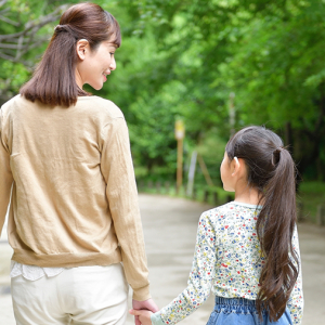 青木さやかが抱いた母への確執、抵抗しながらも迎えた最期のとき。多くの女性が悩み共感する母娘の関係性とは