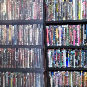 「暇だからDVD貸して」と部屋に来た嫁が「あ、やっぱ良いです･･･」と出ていった理由