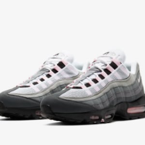 【最新スニーカートピック】AIRMAX95にピンクグラデーションモデルが登場！