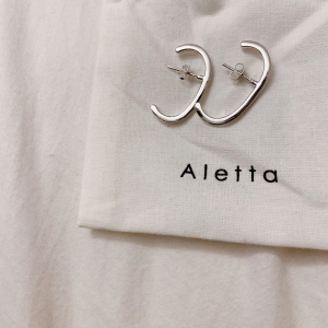 やっと自分に丁度いいアクセが見つかった。高すぎず安すぎない「Aletta」をリピ買いする人が増えています♡