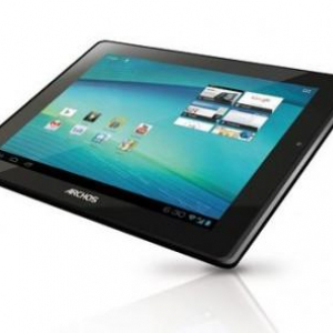 Archos、3G通信機能を搭載した9.7インチタブレット「Archos 97 Xenon」を発表