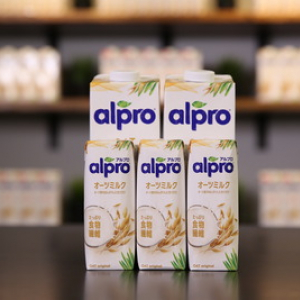 ベルギー生まれの植物性食品ブランド「ALPRO（アルプロ）」日本上陸！手軽に摂れておいしい「たっぷり食物繊維 オーツミルク」新発売