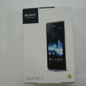 Xperia Jの開封映像が公開、英国では来週中に発売される見込み