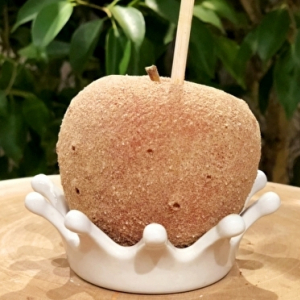 ほうじ茶をまとった新作限定フレーバーもお目見え♡代官山のりんご飴専門店「Candy apple」が横浜に初出店♩