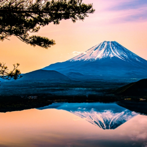 富士山の頂上は静岡県か山梨県か？その正解、まさかの・・・どちらでもない！！