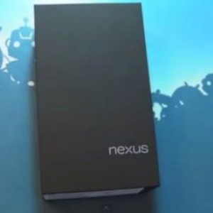 Nexus 4の開封映像が公開、日本語にも対応済みであることを確認